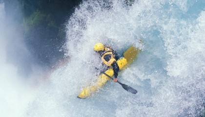 九游游戏在线玩-【球场环境】场地条件对比赛的影响分析，比赛场地大小
