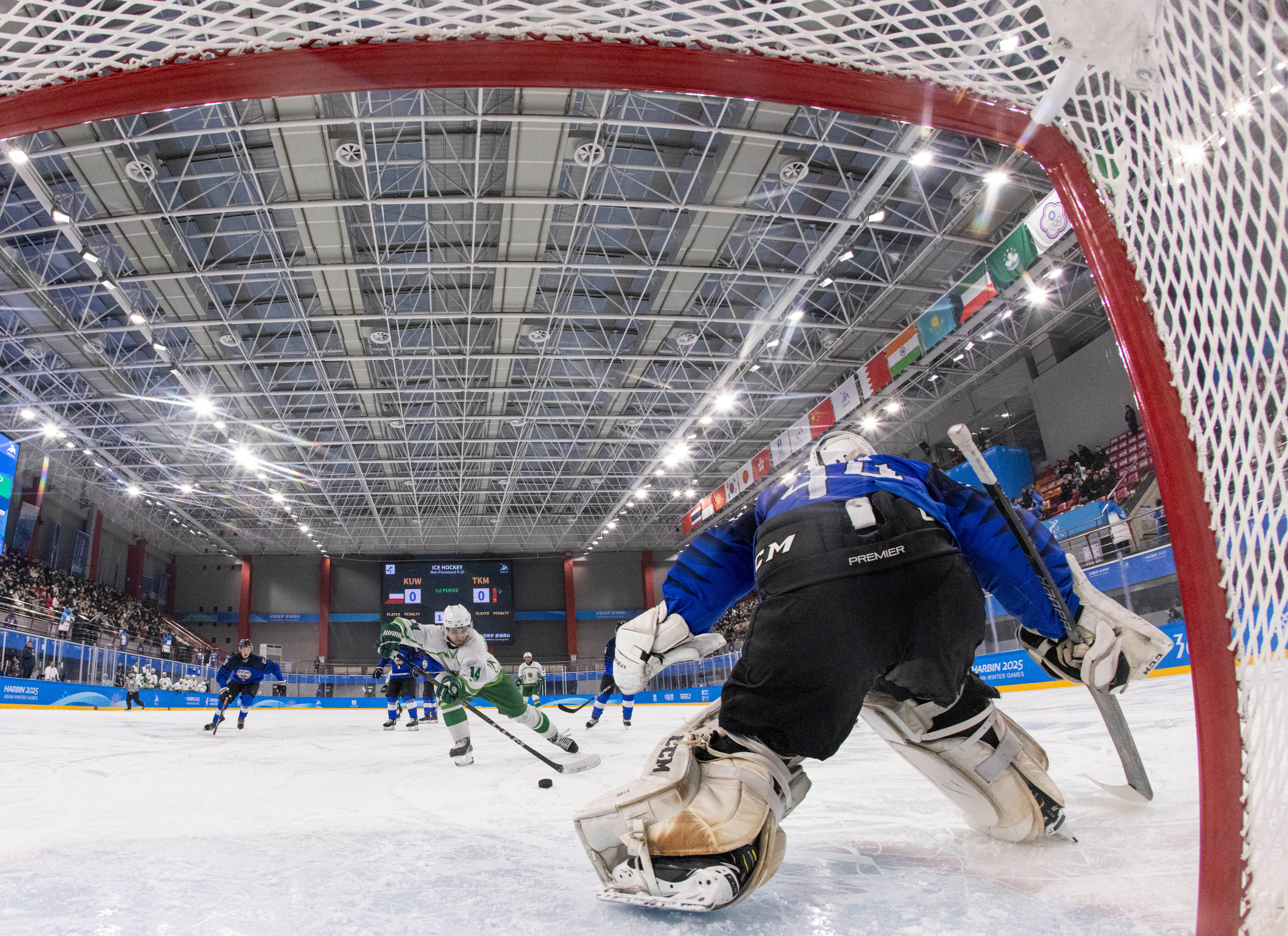 “冰雪奇迹：北极圈最激烈的雪地赛段揭秘”的简单介绍