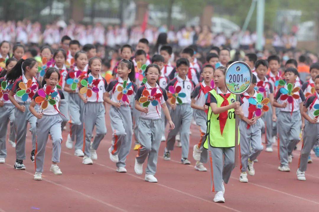 九游娱乐官网-关于未来车手：青少年拉力训练营火热开幕的信息