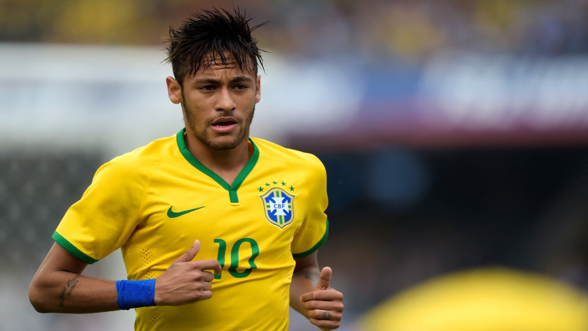 德甲:裁判争议引发热议,德甲场地